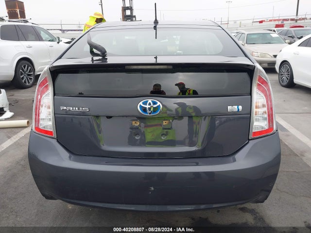 Toyota Prius Two 2014 JTDKN3DU9E1745923 Image 16