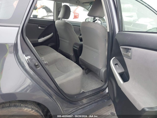 Toyota Prius Two 2014 JTDKN3DU9E1745923 Image 8