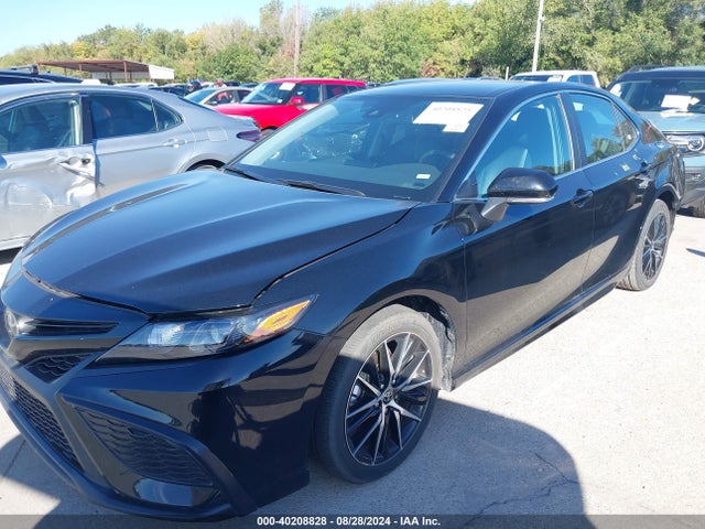 Toyota CAMRY SE 2024 4T1G11AK6RU856115 Image 2