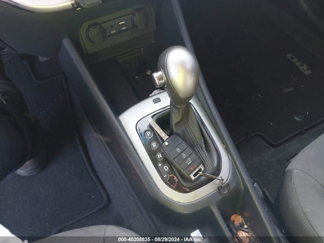 KNADM5A30G6675847 KIA RIO LX