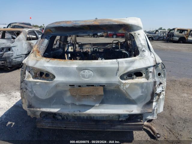 7MUBAABGXPV077607 Toyota Corolla Cross Le