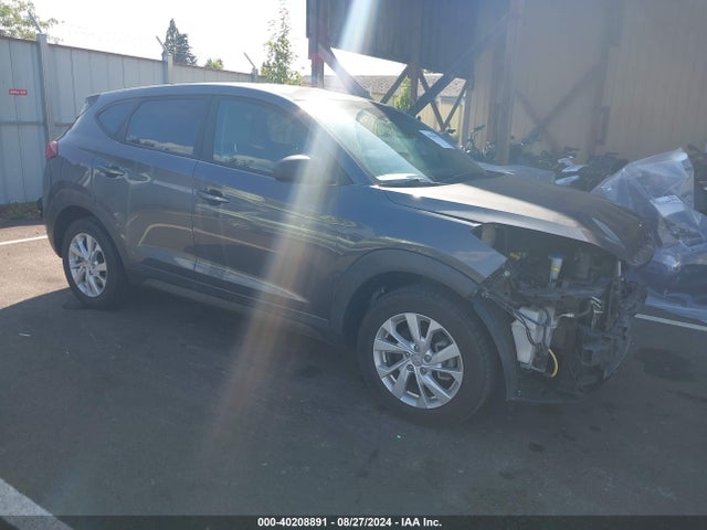Hyundai TUCSON SE 2019 KM8J2CA49KU886621 Image 1