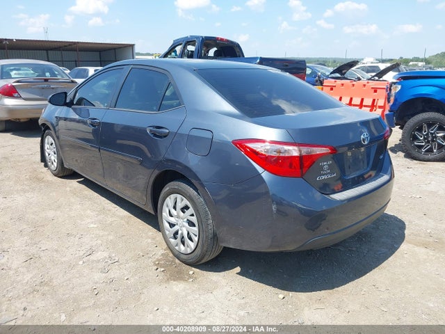 Toyota COROLLA LE 2017 5YFBURHE3HP737499 Image 3