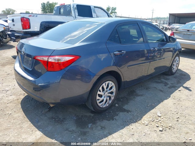 Toyota COROLLA LE 2017 5YFBURHE3HP737499 Image 4