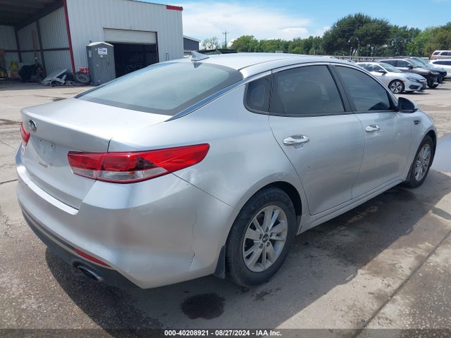 KIA Optima Lx 2017 5XXGT4L31HG134142 Image 4
