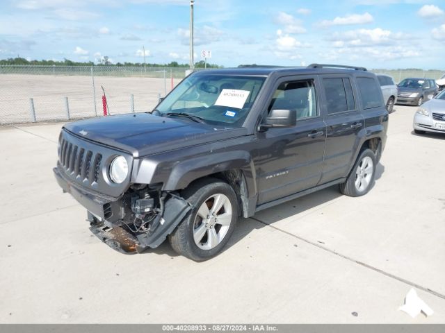 1C4NJPFA4GD659472 Jeep Patriot Latitude