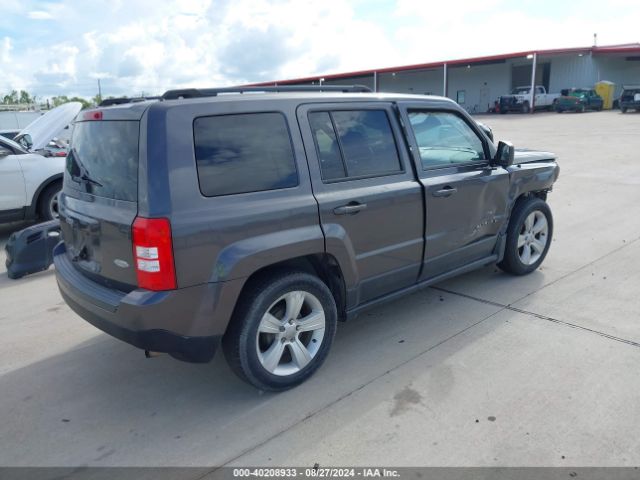 1C4NJPFA4GD659472 Jeep Patriot Latitude