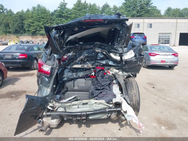 1GNEVGKW2LJ174529 Chevrolet Traverse Awd Lt Cloth