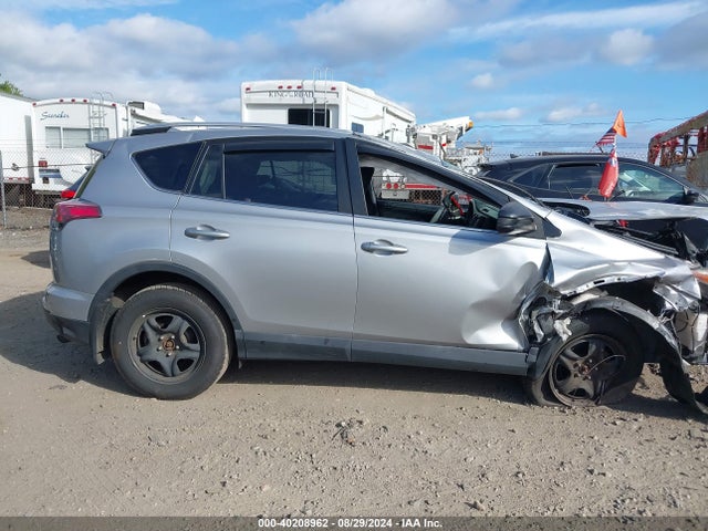 Toyota RAV4 LE 2016 2T3BFREV9GW450106 Image 13