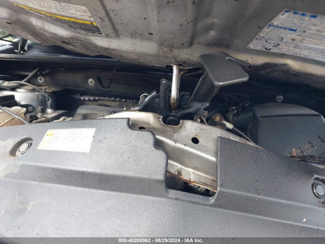 Toyota RAV4 LE 2016 2T3BFREV9GW450106 Image 17