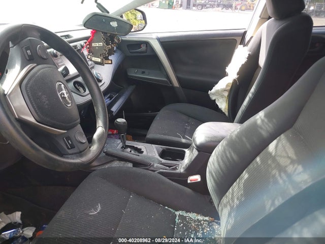 Toyota RAV4 LE 2016 2T3BFREV9GW450106 Image 5