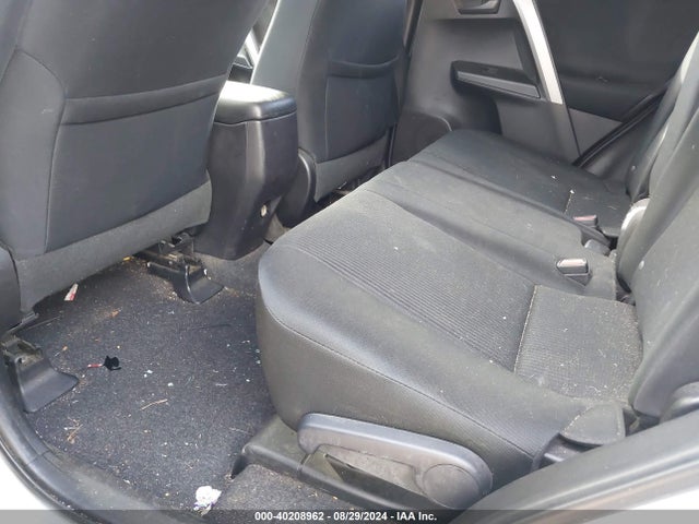 Toyota RAV4 LE 2016 2T3BFREV9GW450106 Image 8
