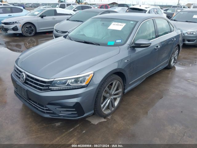 1VWDT7A37HC005830 Volkswagen Passat 1.8t R-line