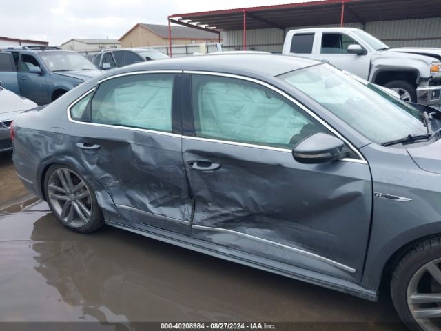 1VWDT7A37HC005830 Volkswagen Passat 1.8t R-line