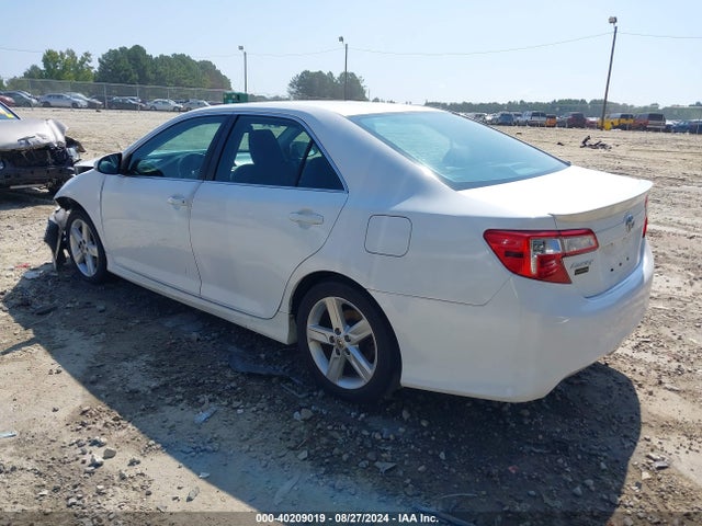 Toyota CAMRY SE 2014 4T1BF1FK8EU749033 Image 3