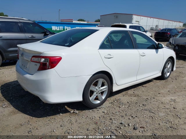 Toyota CAMRY SE 2014 4T1BF1FK8EU749033 Image 4