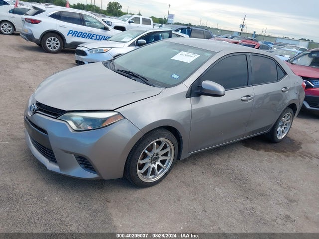 Toyota COROLLA LE 2015 5YFBURHE7FP272108 Image 2