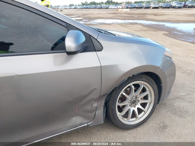 Toyota COROLLA LE 2015 5YFBURHE7FP272108 Image 6