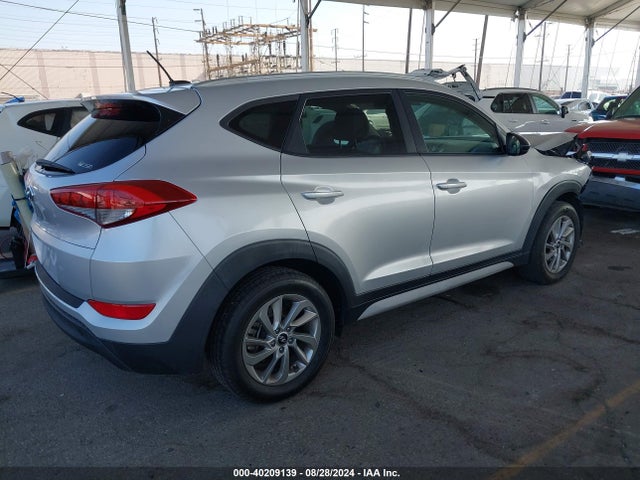 Hyundai TUCSON SE 2017 KM8J33A43HU508588 Image 4