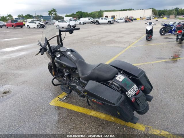 2022 HARLEY-DAVIDSON FLHRXS 1HD1KVP1XNB658364 Photo 2