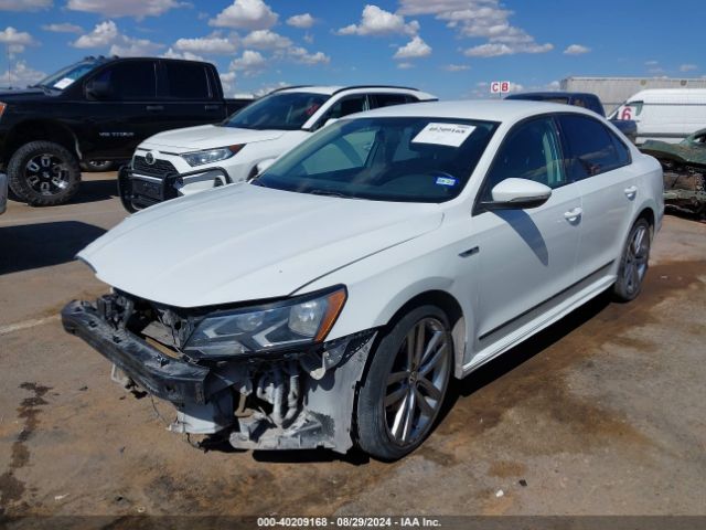 1VWDT7A35HC065511 Volkswagen Passat 1.8t R-line