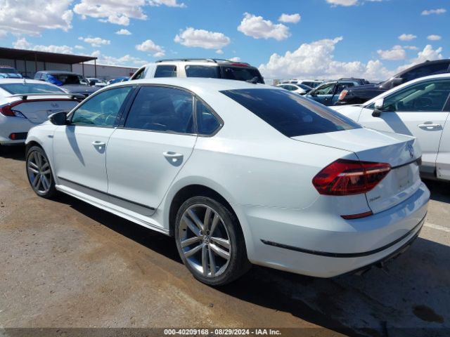 1VWDT7A35HC065511 Volkswagen Passat 1.8t R-line