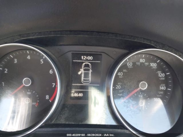 1VWDT7A35HC065511 Volkswagen Passat 1.8t R-line