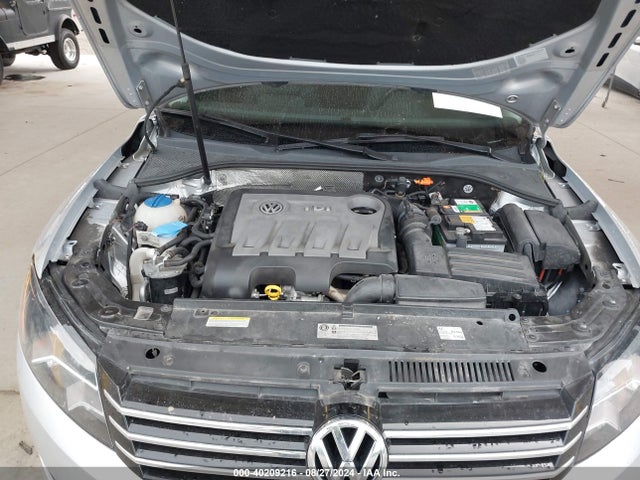 1VWBN7A33EC074950 Volkswagen Passat 2.0l Tdi Se