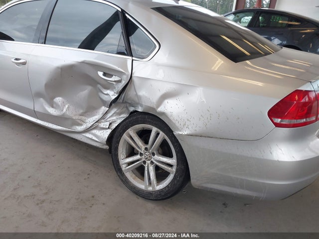 1VWBN7A33EC074950 Volkswagen Passat 2.0l Tdi Se