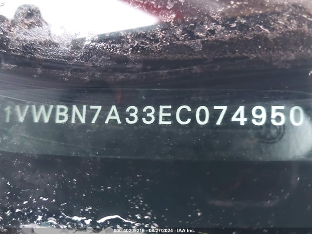 1VWBN7A33EC074950 Volkswagen Passat 2.0l Tdi Se