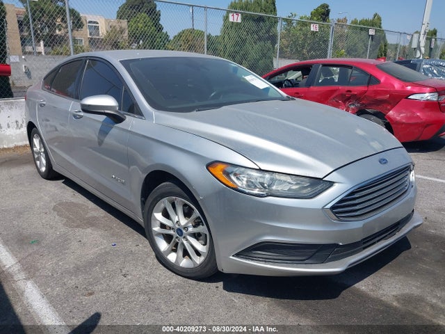 2019 3FA6P0LU0KR143835 main image
