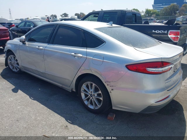 Ford Fusion Hybrid Se 2019 3FA6P0LU0KR143835 Image 3