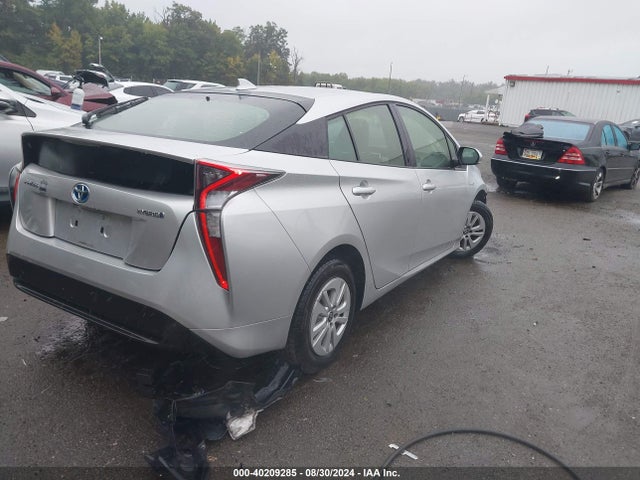 Toyota Prius Two 2016 JTDKBRFU3G3022486 Image 4