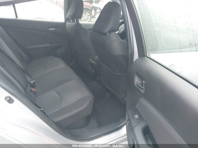 Toyota Prius Two 2016 JTDKBRFU3G3022486 Image 8