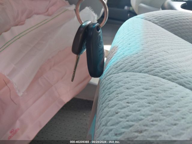 5TDKK3DC7ES497996 Toyota Sienna Le V6 8 Passenger