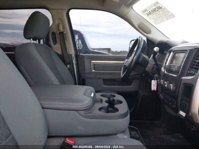 3C6UR5JL5JG328743 RAM 2500 Big Horn  4x4 8' Box
