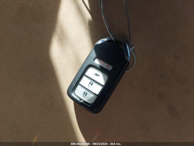 5FNYF5H1XHB009104 Honda PILOT LX