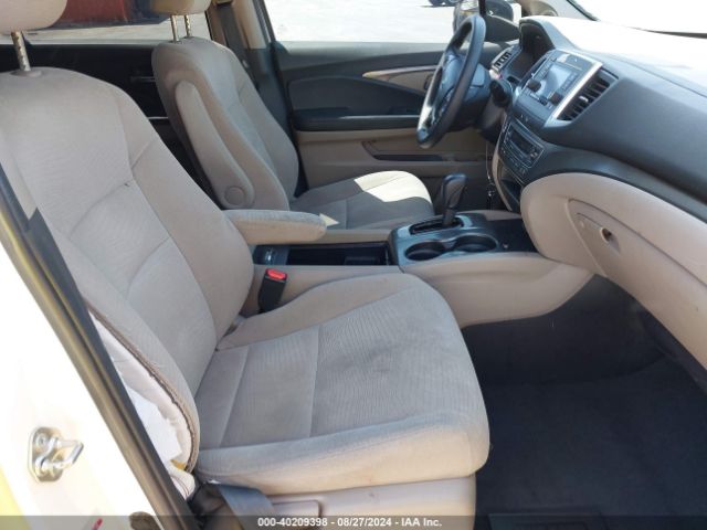 5FNYF5H1XHB009104 Honda PILOT LX
