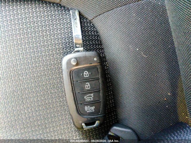 3KPC24A37KE065820 Hyundai ACCENT SE