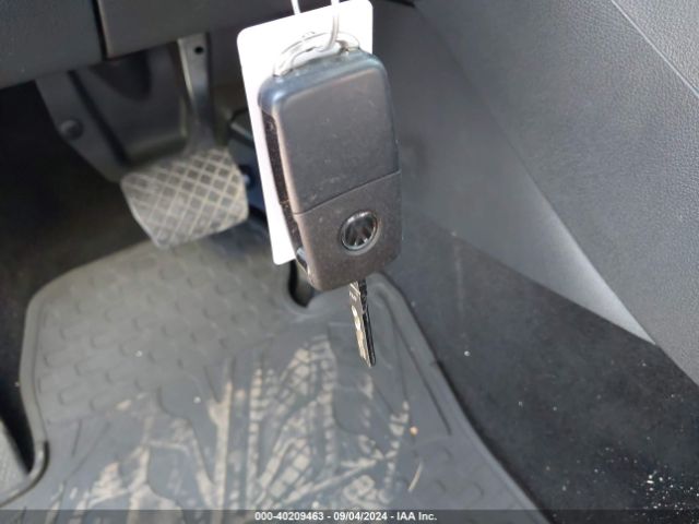 WVGAV7AX5GW566684 Volkswagen TIGUAN S
