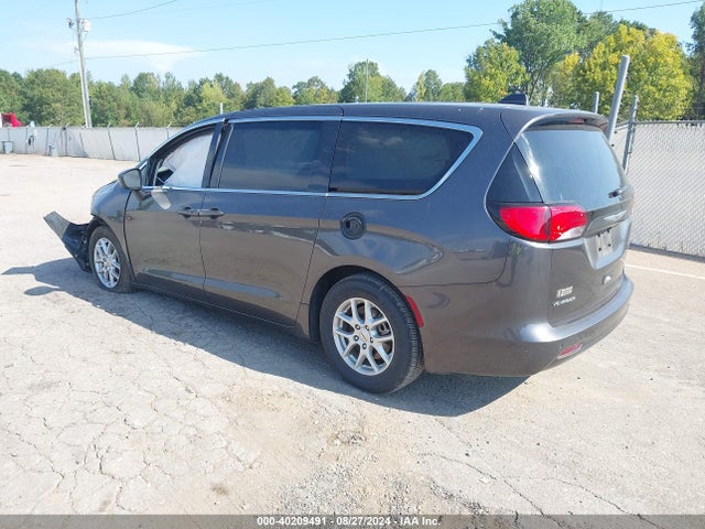 2C4RC1CG8MR555139 Chrysler Voyager Lx