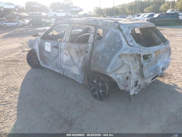 3C4NJDBN0RT107973 Jeep Compass Latitude 4x4