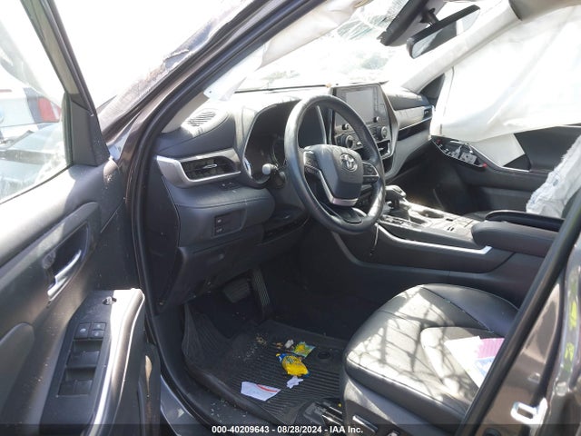Toyota Highlander Xle 2022 5TDHZRAH4NS125007 Image 19