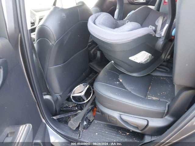 Toyota Highlander Xle 2022 5TDHZRAH4NS125007 Image 8