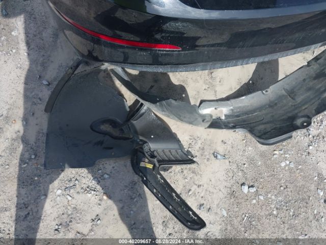 5NPD84LF8JH352653 Hyundai ELANTRA SEL