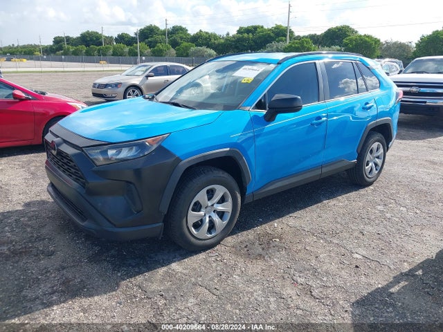 Toyota RAV4 LE 2020 2T3H1RFVXLC067472 Image 2
