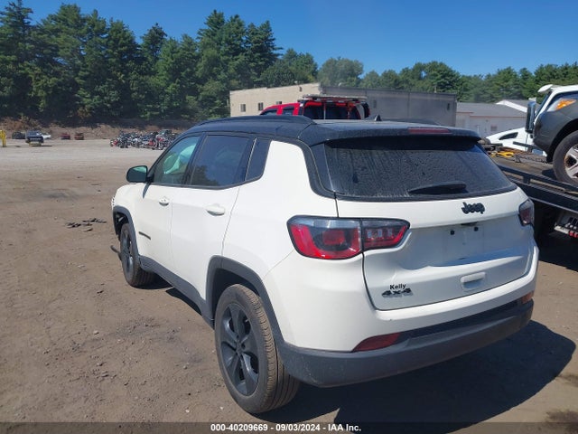 3C4NJDBB8LT168436 Jeep Compass Altitude 4x4