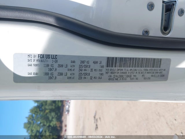 3C4NJDBB8LT168436 Jeep Compass Altitude 4x4