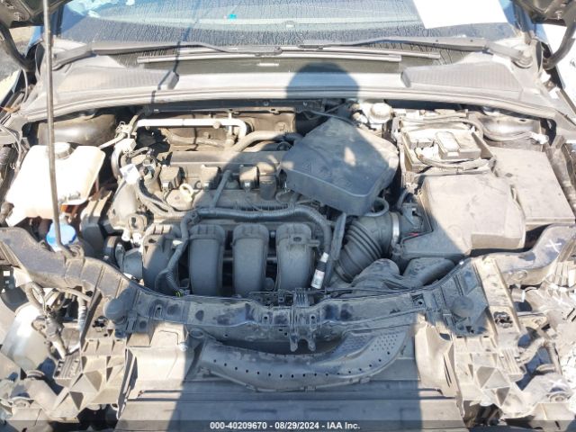 1FADP3F25GL402635 Ford FOCUS SE