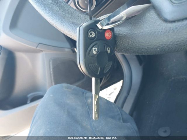 1FADP3F25GL402635 Ford FOCUS SE